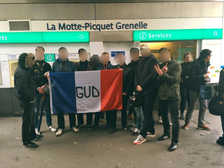 Les poses sur les "réseaux sociaux"